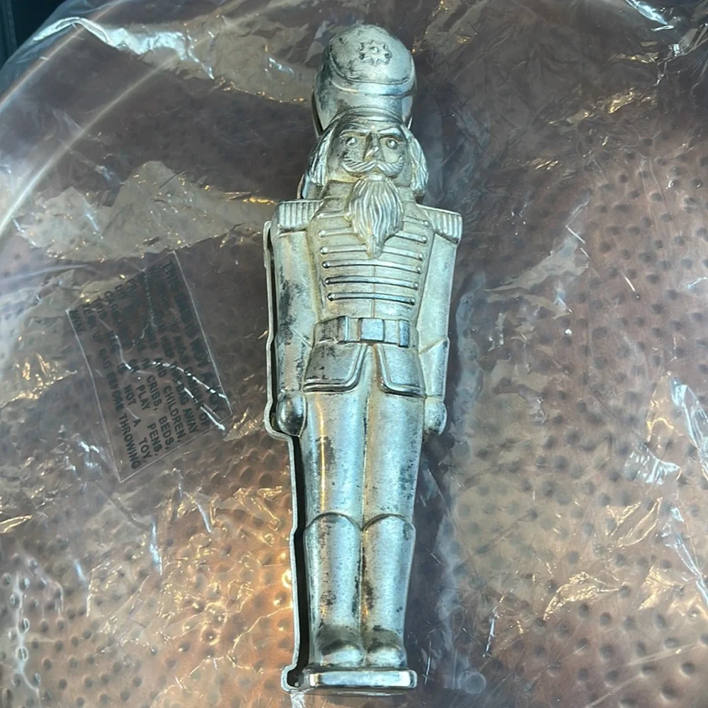 Vintage Godinger silver C 1993 nut cracker 8” tall